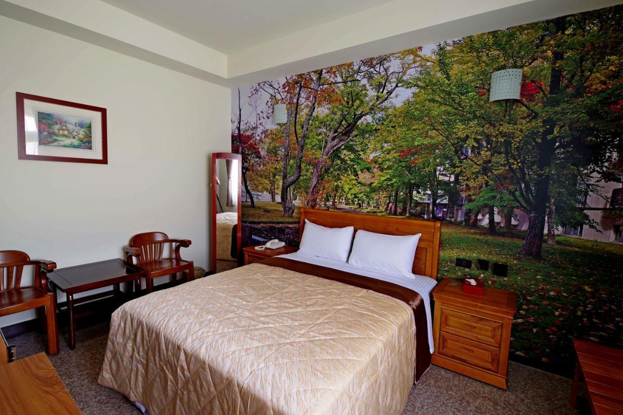 Hongfu Elegant Business Hotel Zhongli Dış mekan fotoğraf